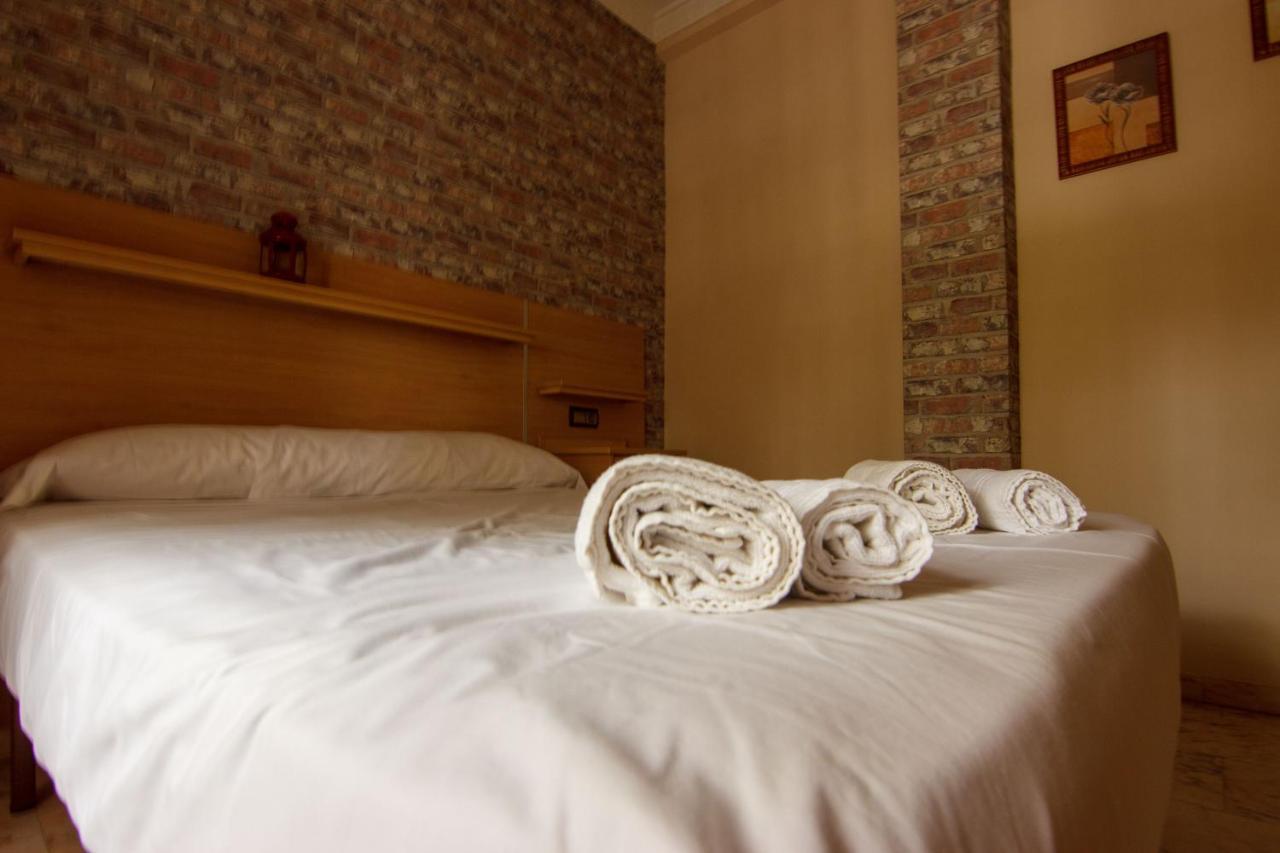 Rentalsevilla Centrico Apartamento Junto Al Guadalquivir Con Parking Coche Mediano Exterior photo