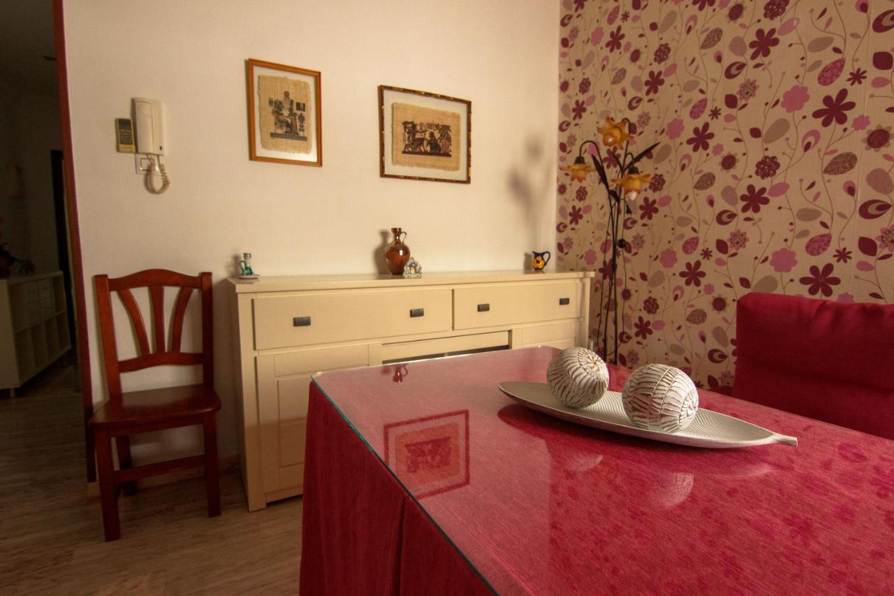 Rentalsevilla Centrico Apartamento Junto Al Guadalquivir Con Parking Coche Mediano Exterior photo