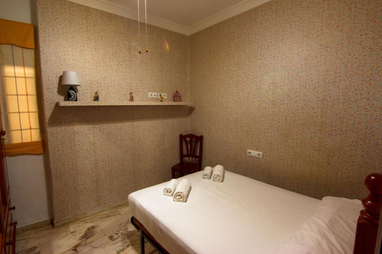 Rentalsevilla Centrico Apartamento Junto Al Guadalquivir Con Parking Coche Mediano Exterior photo