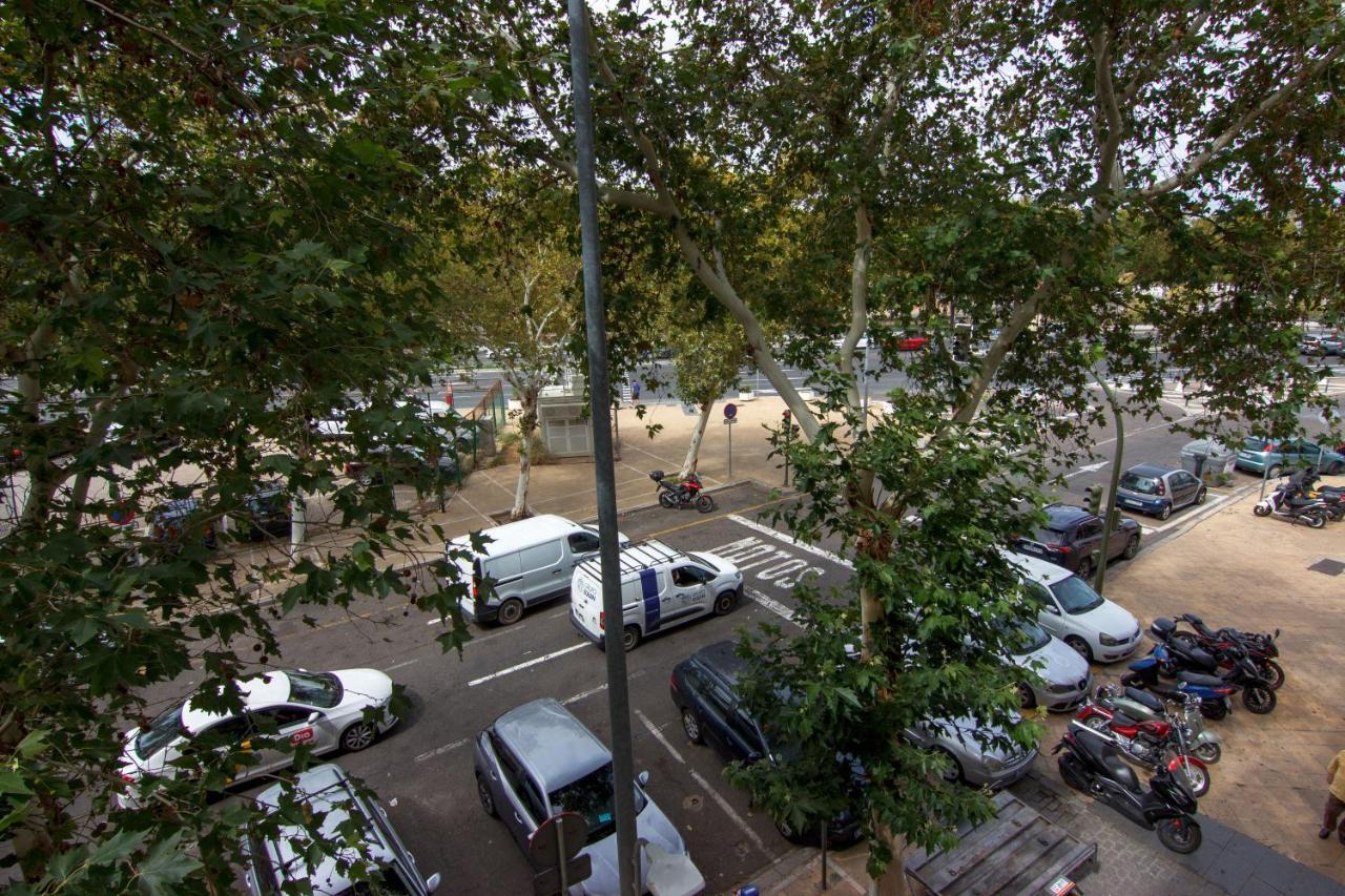 Rentalsevilla Centrico Apartamento Junto Al Guadalquivir Con Parking Coche Mediano Exterior photo